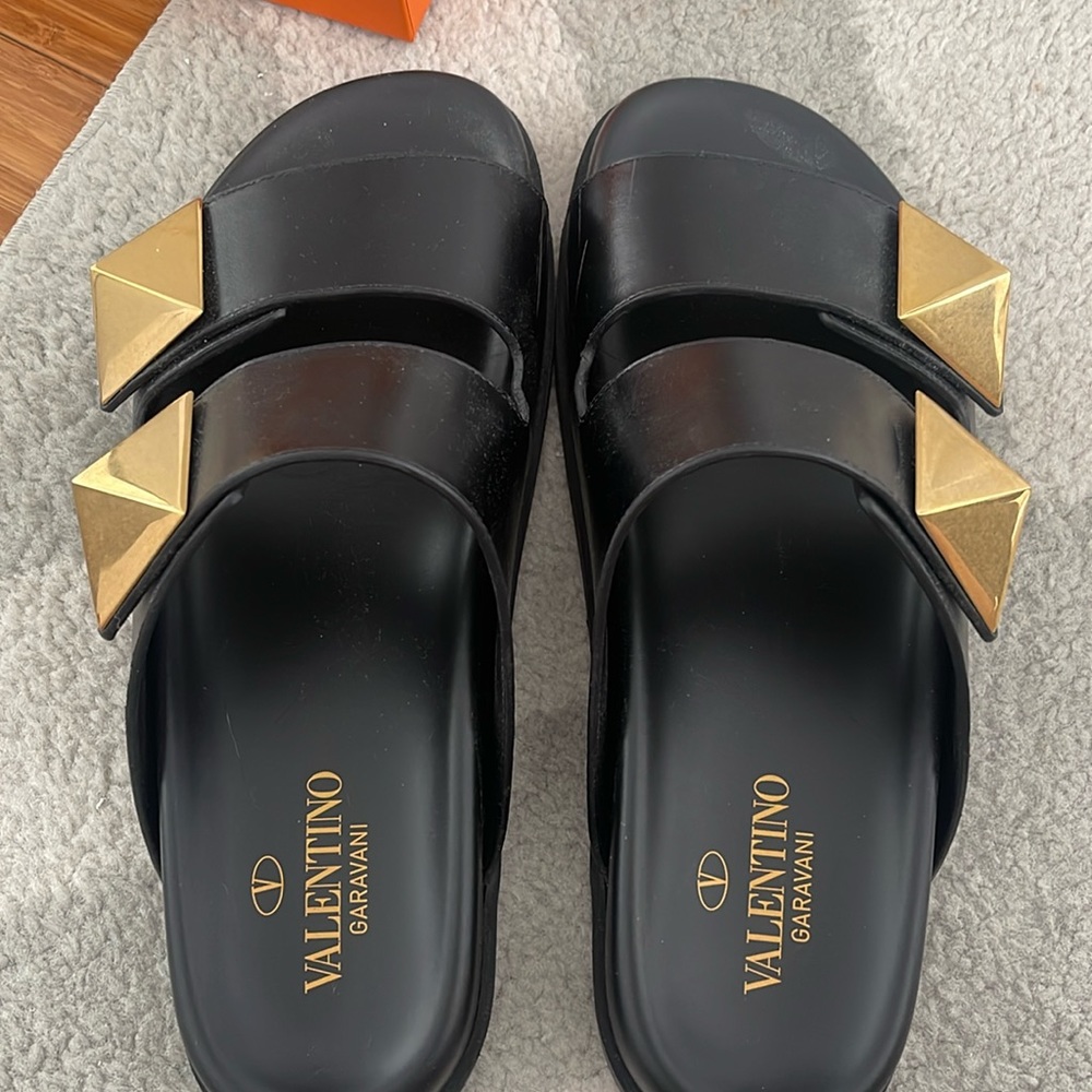 VALENTINO SLIDES
